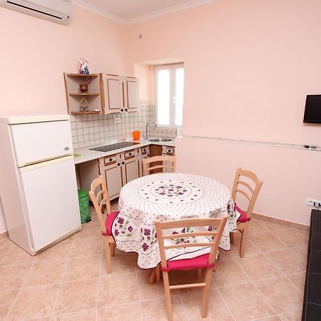 Apartments Casa Menis Rovinj Room photo