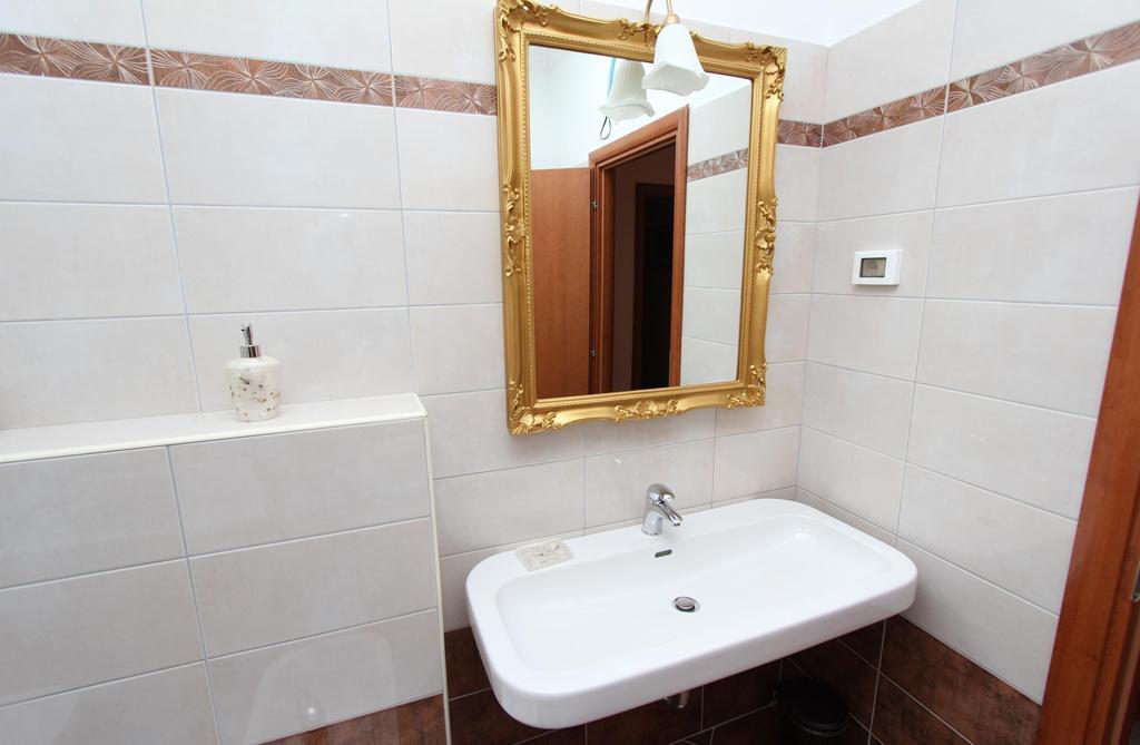 Apartments Casa Menis Rovinj Room photo